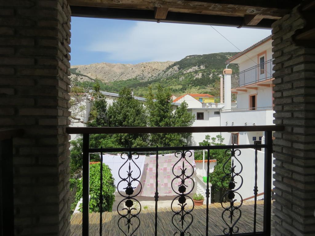 Apartments Authentic Baska 1 Esterno foto
